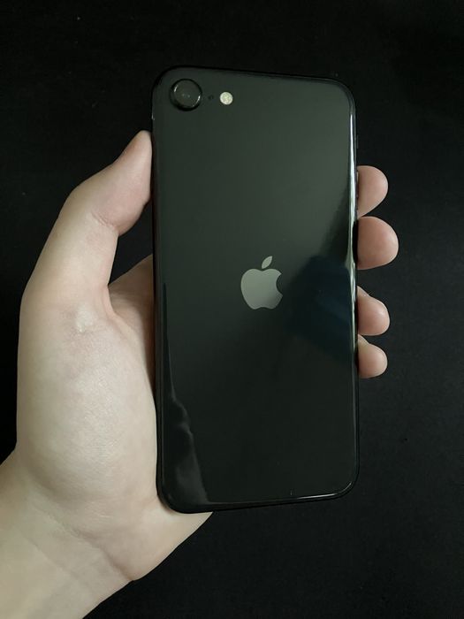 Смартфон Apple iPhone SE 2 (2020) 3/64ГБ 26.4.2 92%