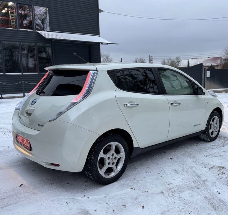 NIssan Leaf 24 kWh Електро Авто