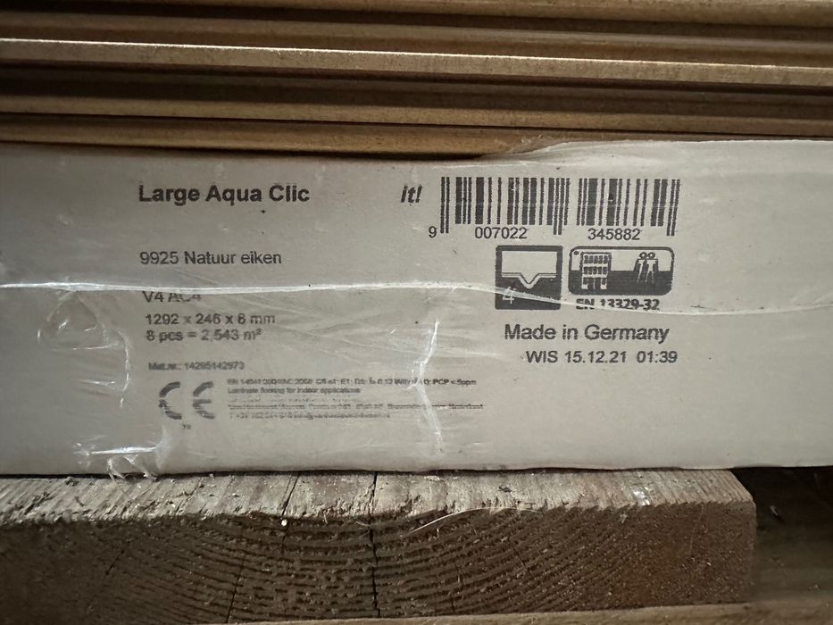 Panele podłogowe Large Aqua Clic 6m