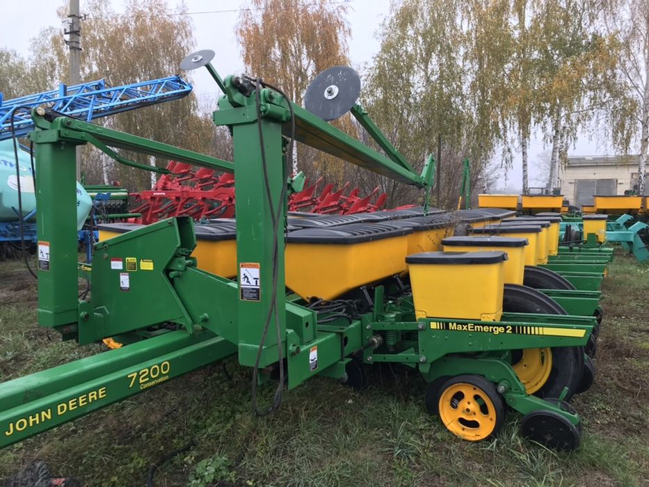 Сіялка пневматична  John Deere 7200(Джон Дир)