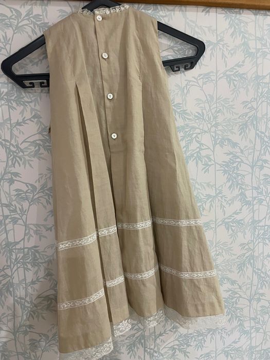 Vestido Pili Carrera com touca