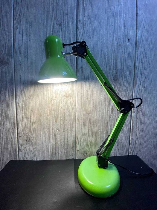 офісна настільна лампа accento alyu-de3030-g