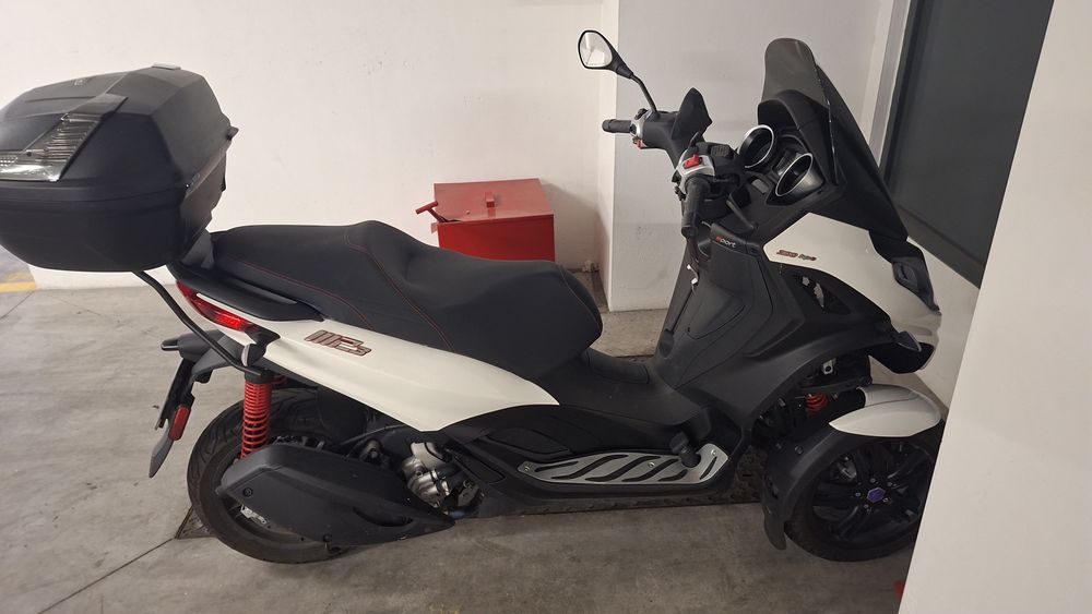 Vendo Piaggio mp3 300