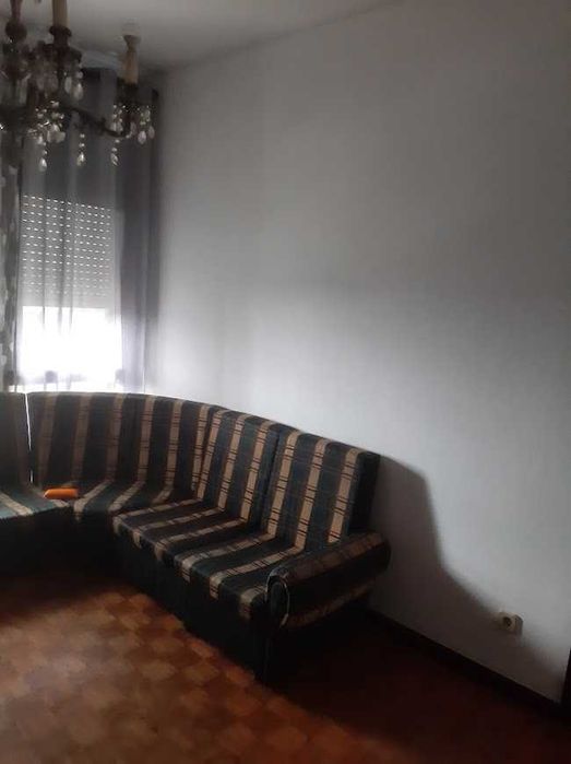 Aluga-se quarto no centro de Águeda