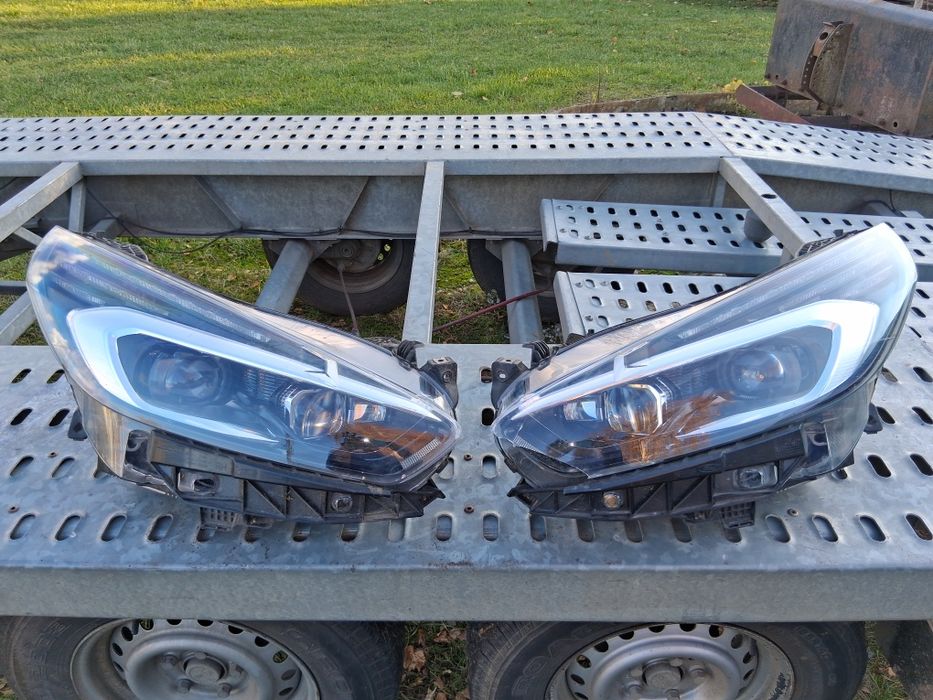Lampy xenon Ford S max mk2