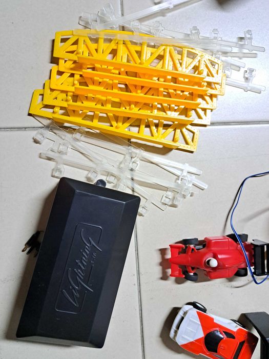 Pista carrinhos telecomandados ussda