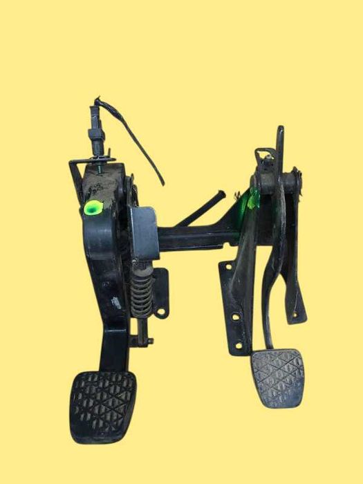 Блок педалей у зборі Mercedes Віто 638