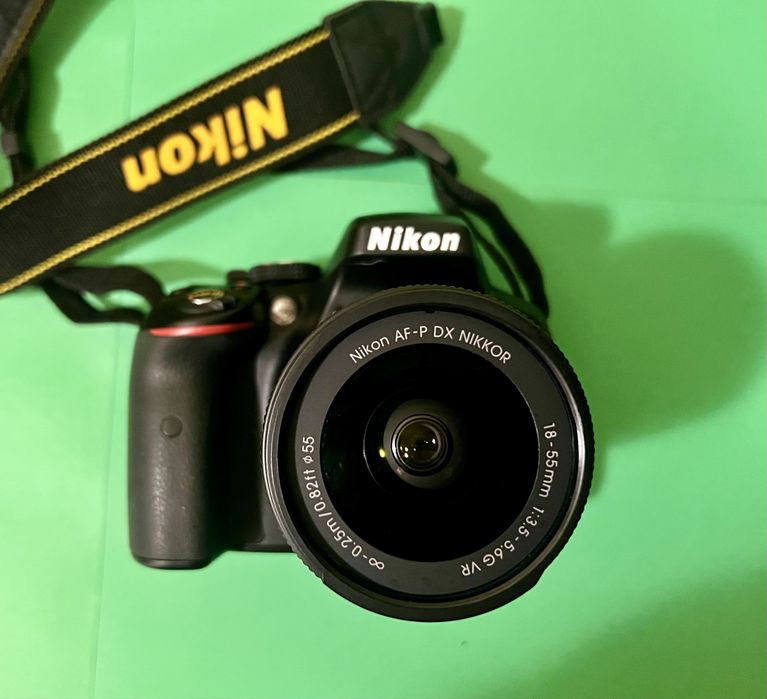 Nikon D3500  + Lente 18-55mm - pouco usada