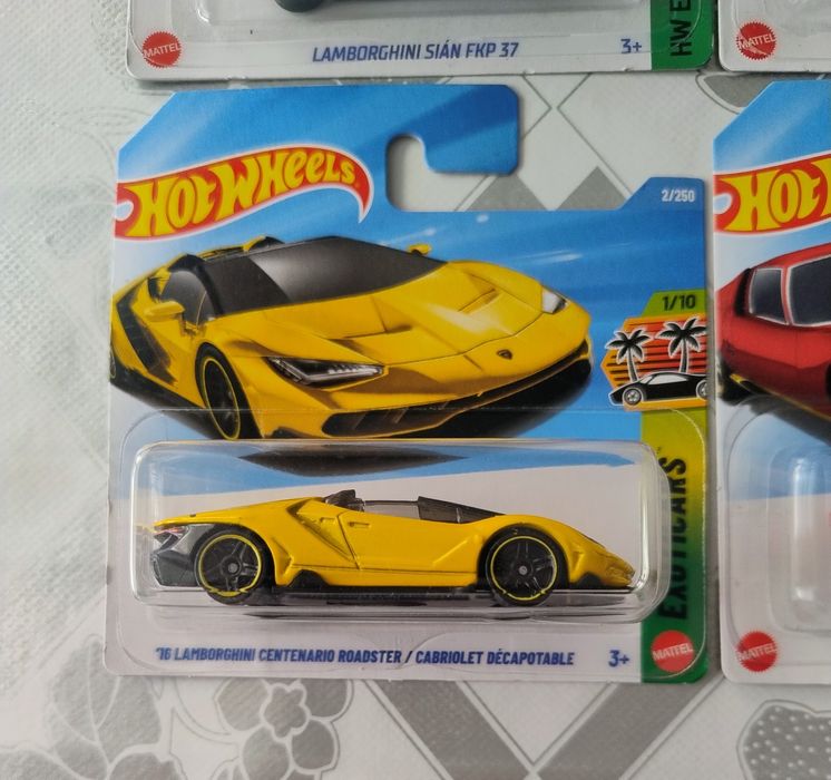 4×Hot Wheels Lamborghini