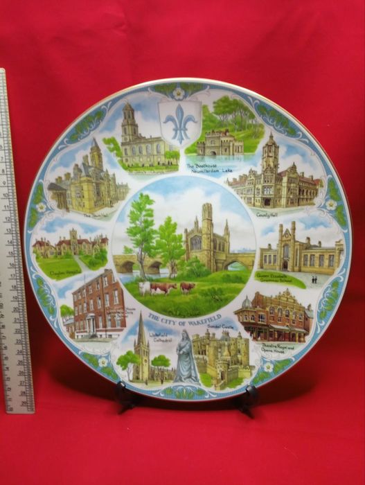 Декоративні тарілки