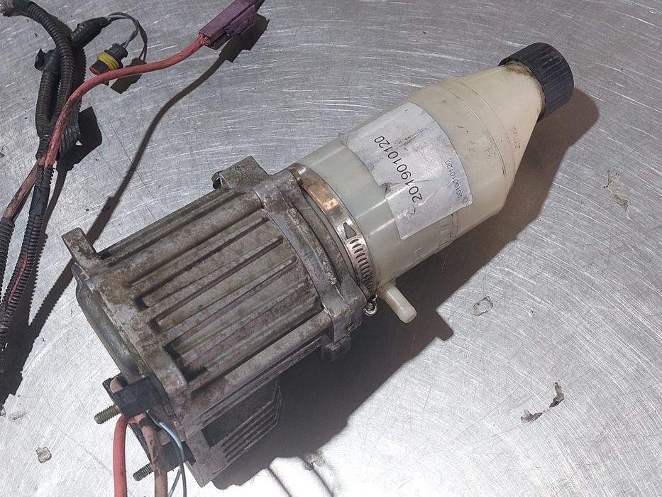 Bomba Direção assistida Opel Zafira
