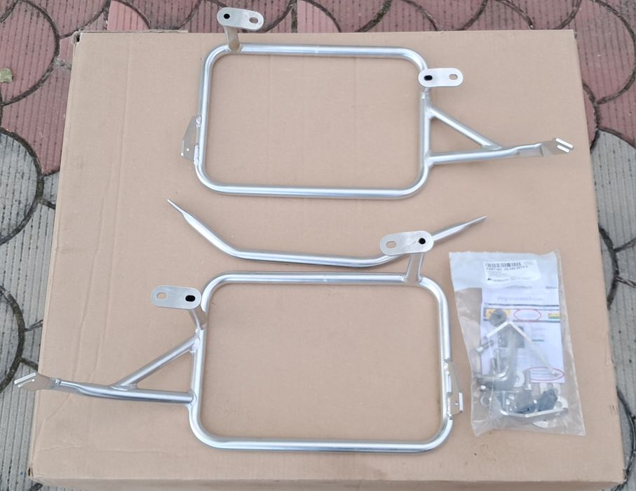 Stelaż Stelaże Kufrów Bocznych TouraTech BMW R1200GS LC od 2013 roku