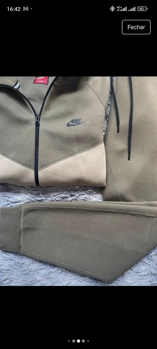 Nike Tech verde camuflado