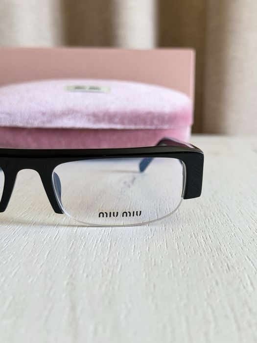Окуляри MIU MIU