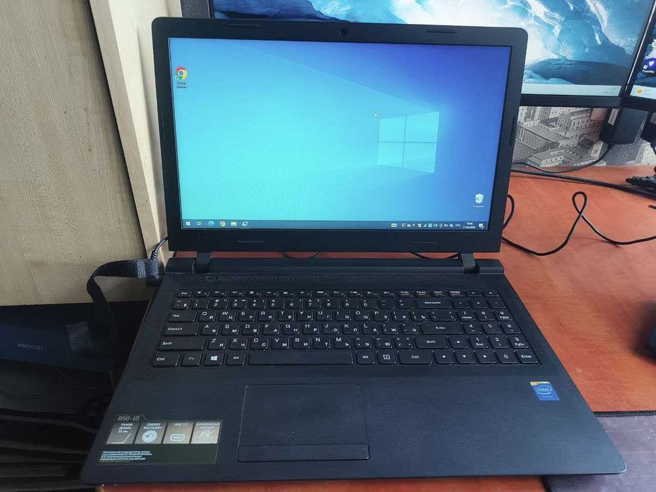 Ноутбук Lenovo B50-10 + мышь Logitech в подарок