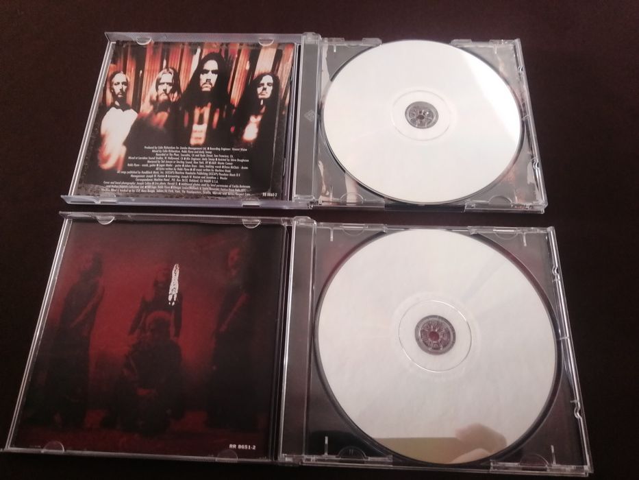 Vendo Pack de 2 Cd's de Machine Head  usados em bom estado.