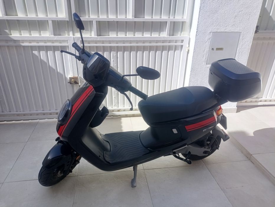 Mota elétrica - matriculada 50cc