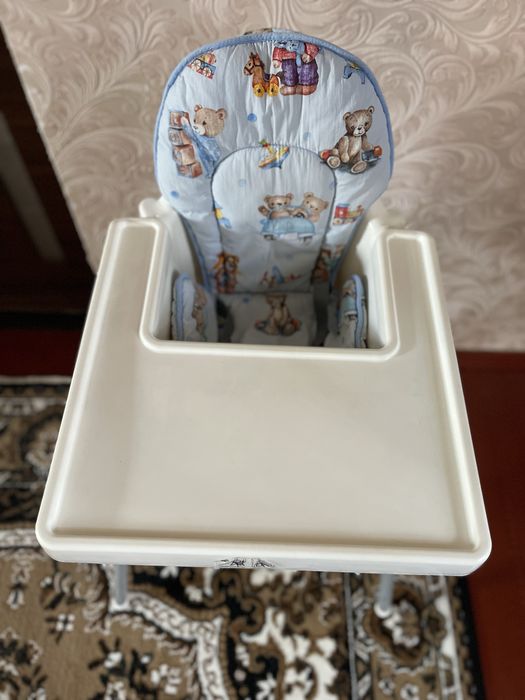 Стільчик для годування IKEA