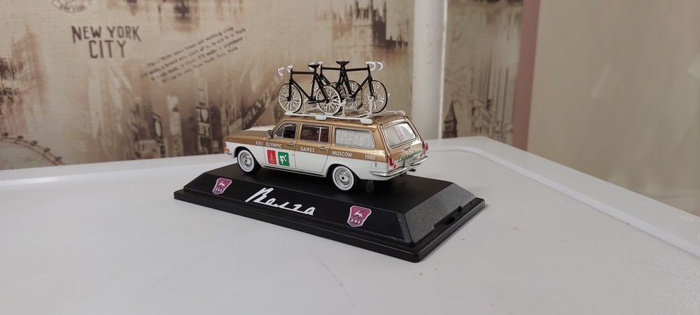 Модель Газ-2402 (олимпийская)