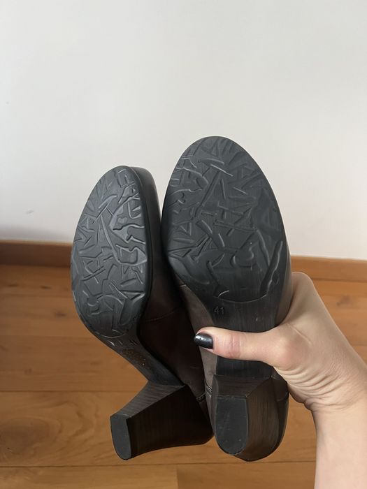 Nowe skórzane czółenka Tamaris