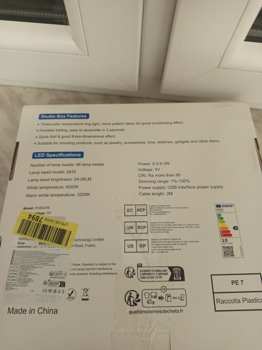 Sprzedam fabrycznie nowe, przenośne mini studio fotograficzne marki Pu