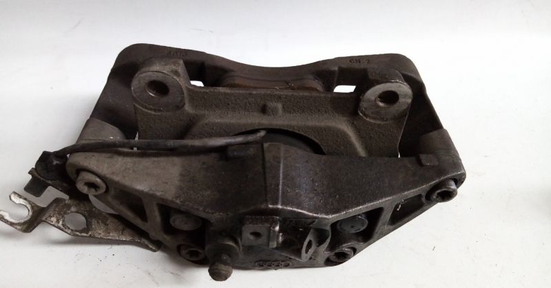 Pinça travão / maxila de travão frente esquerda AUDI A6 Allroad (4FH,