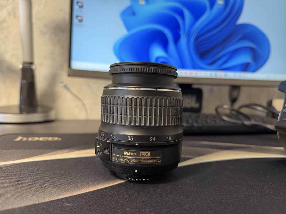 Фотоаппарат Nikon D3000 + объектив 18-55mm | Полный комплект | Идеал