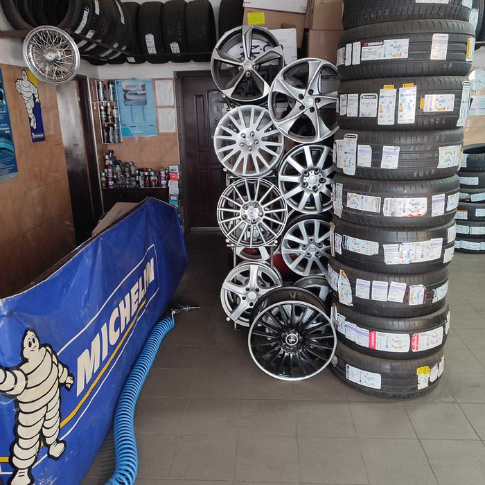 Opony 215/55-18 95 H  Bridgestone Turanza T005A  SUV 4x4
