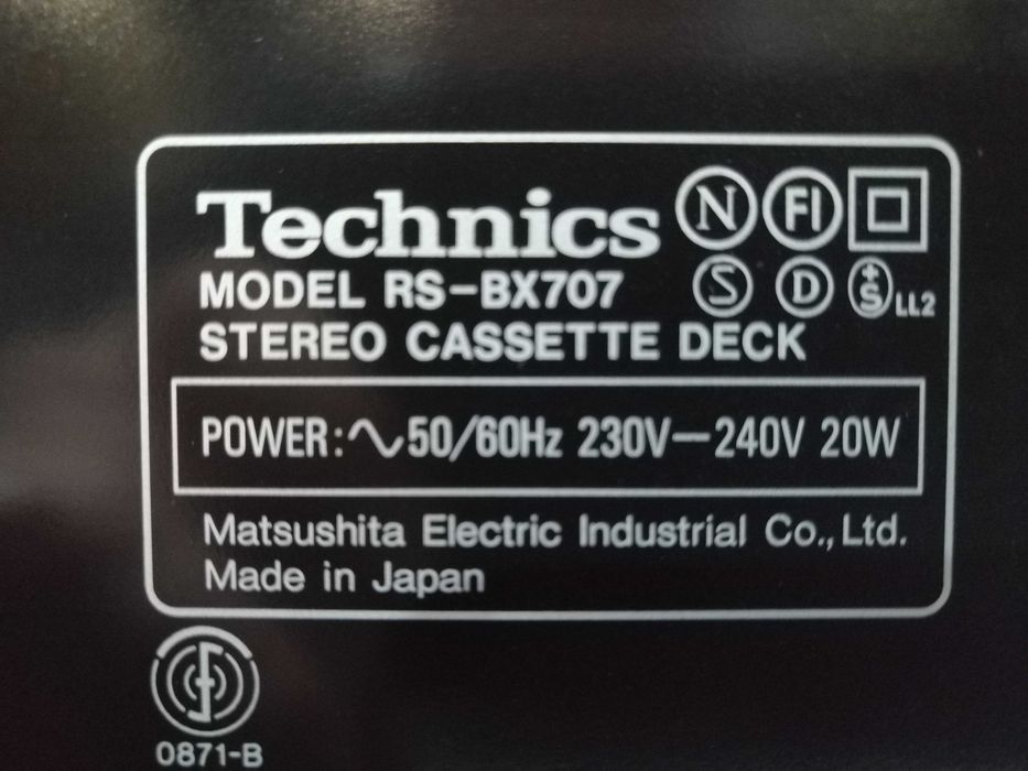 Magnetofon Technics RS-BX707