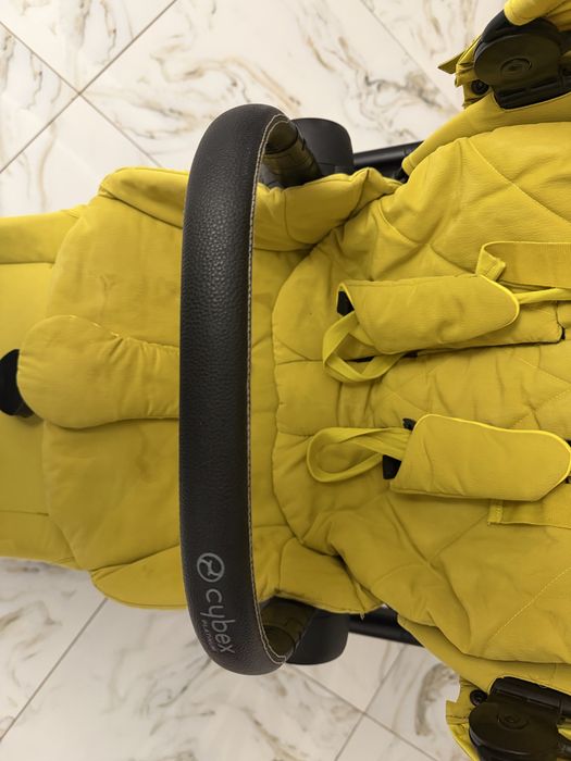 Cybex  priam жовтий