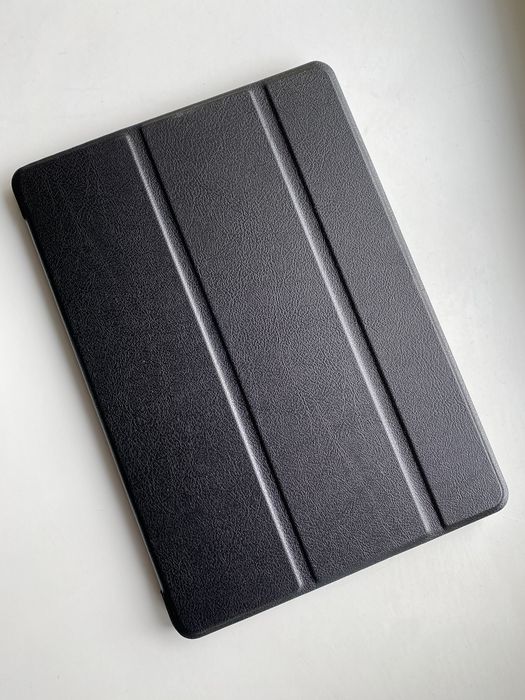 Универсальный чехол для iPad Air 1 / Air 2 / iPad 9.7 (2017/2018)