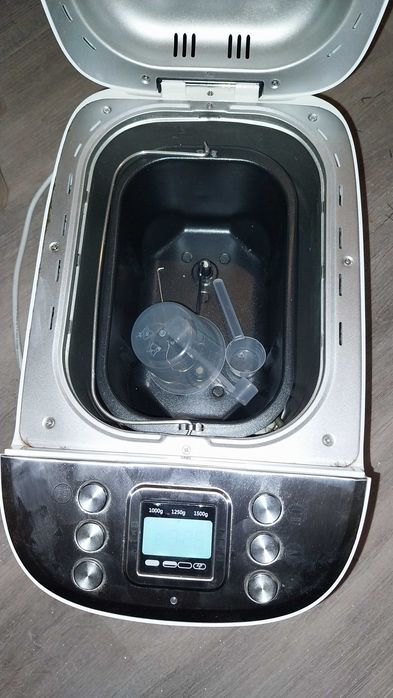 Máquina de Fazer Pão SilverCrest — 11 Programas, Pouco Uso