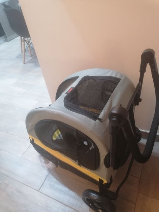 Carro de passeio para cães e gatos