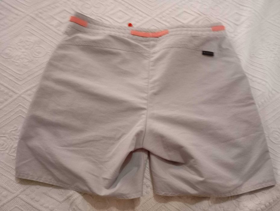 Bermuda Quechua  Leve