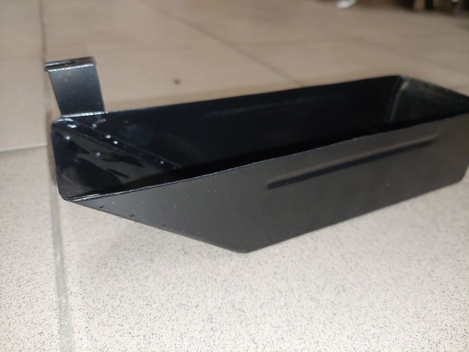 Schowek narzędziowy rama wsk125 175 garbuska lelek metalowy