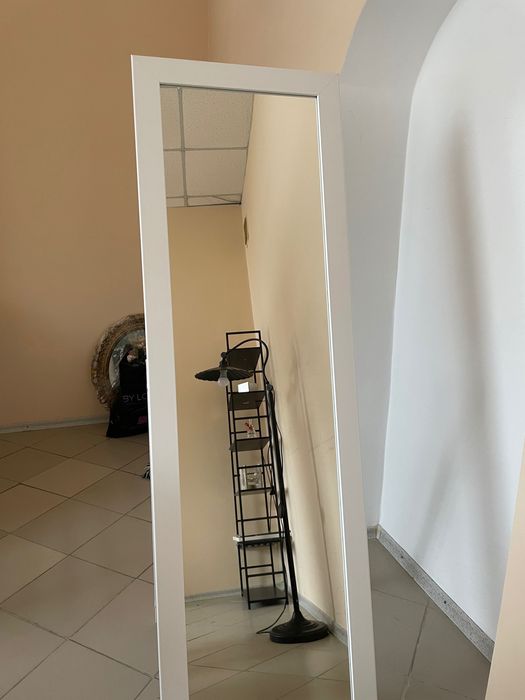 Дзеркало напольне