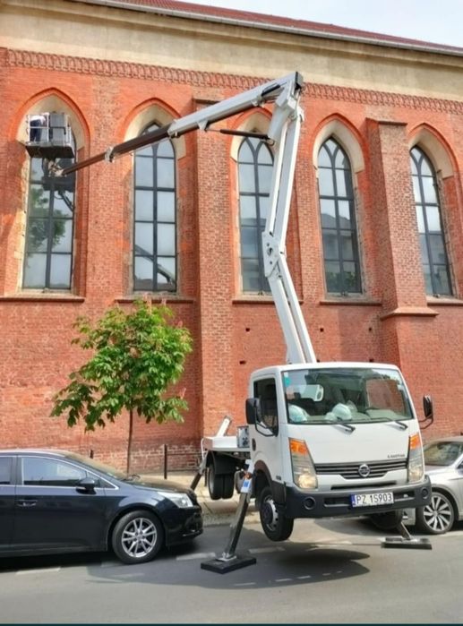 Podnośnik koszowy tania wycinka drzew zwyżka usługi wynajem