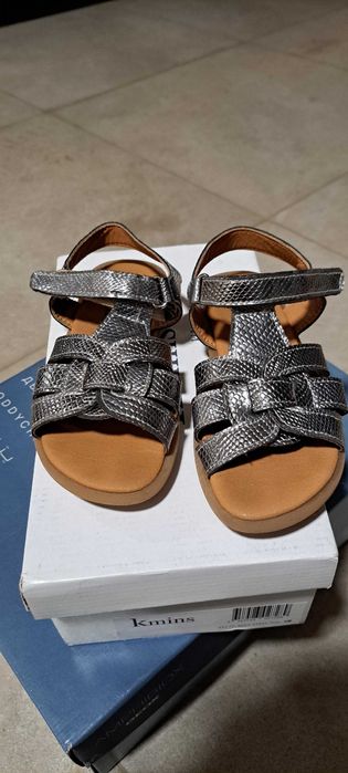 Sandalki skorzane Kmins 29