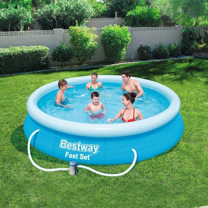 Vendo piscina redonda insuflável