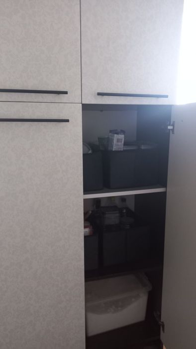 Продам шафу з полками