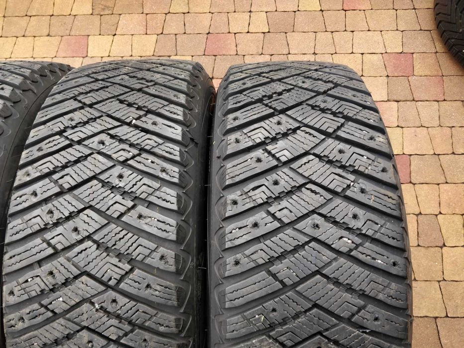 3967. Koła zimowe SsangYong Korando IV 5x112 ET35 225/60/17 7.5/8.5mm