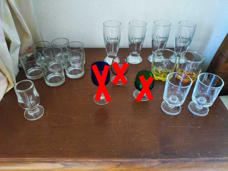 Lote de 16 Copos Pequenos Variados – Shots, Licor e Digestivos