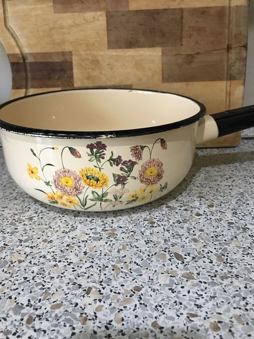 Дуршлаг великий емаль