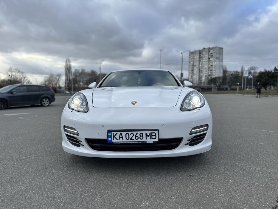 Porsche Panamera 4S 3.6, можливий обмін, в тому числі нерухомість з доплатою
