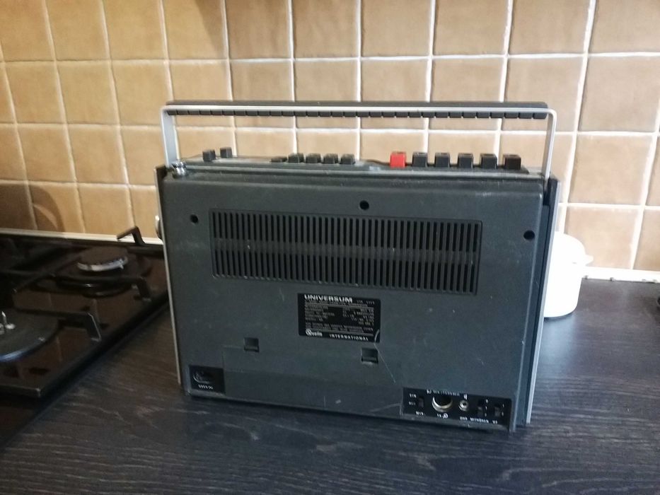 Sprzedam radiomagnetofon Uniwersum CTR-2369