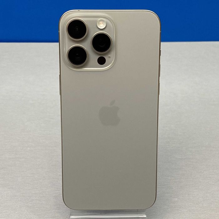 Apple iPhone 15 Pro Max 256GB (Natural Titanium)