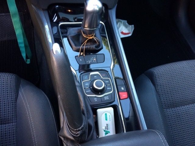 Peugeot 5008 SW 1.6 HDi Automático – 2011