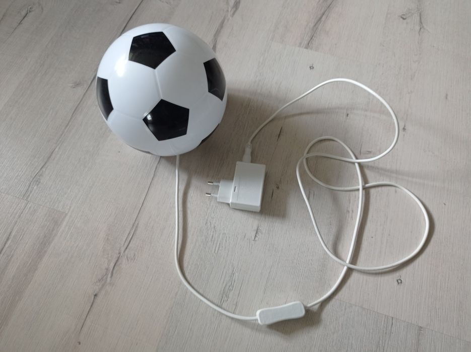 Lampa LED piłka nożna Ikea