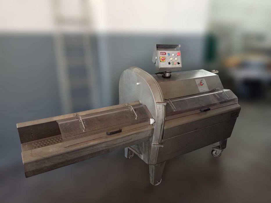 MÁQUINA DE CORTAR MULTIFUNÇÕES DADAUX