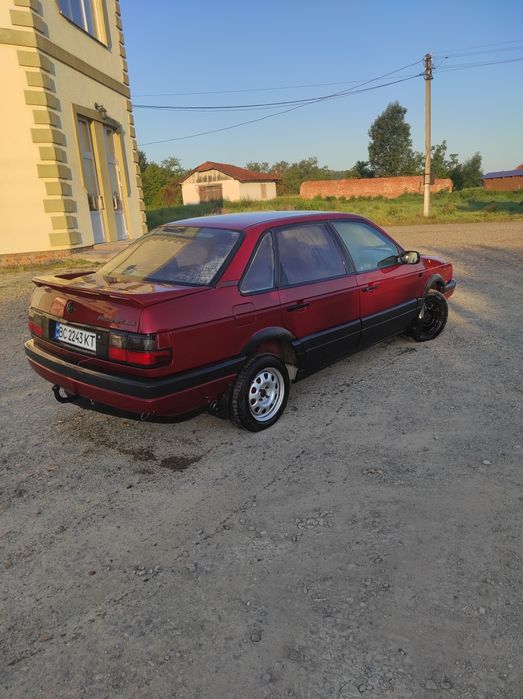 Продам 780 доларів